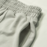 PLEATED SWEATPANTS (PAIL GREY)